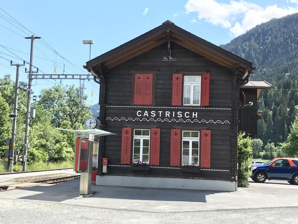Ferienwohnung Laax mit Traumblick, großem Balkon und Terrasse Exterior foto