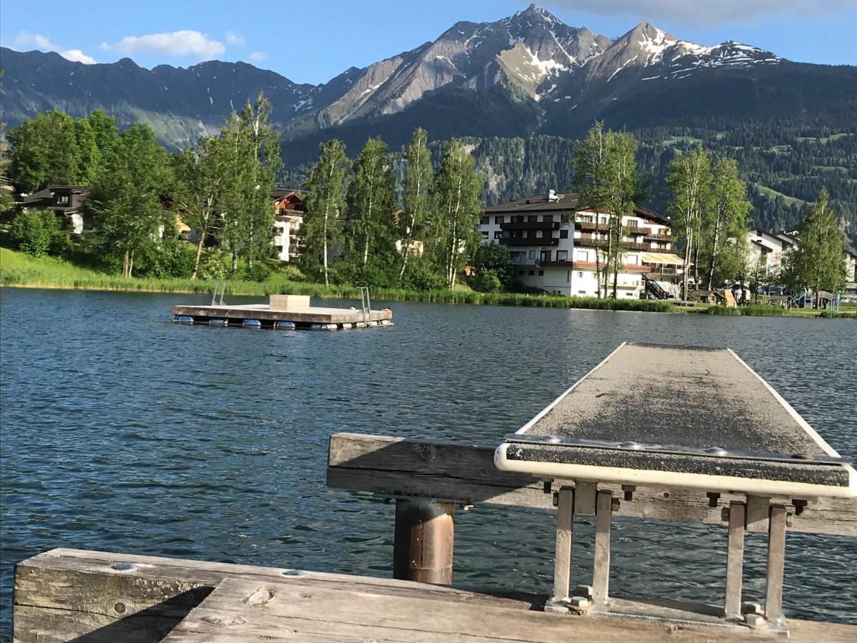 Ferienwohnung Laax mit Traumblick, großem Balkon und Terrasse Exterior foto